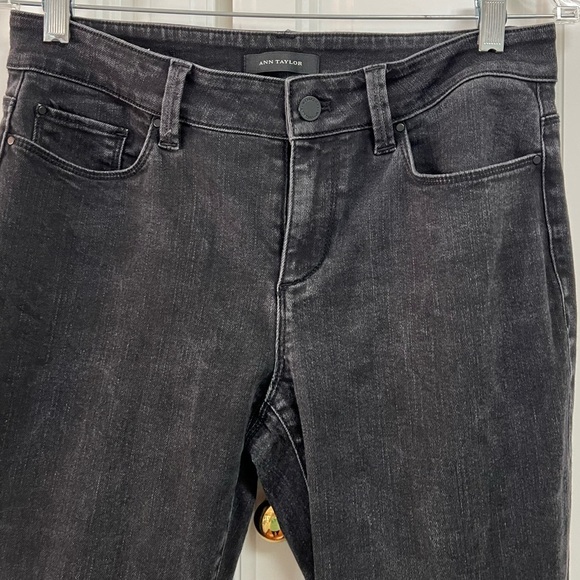 Ann Taylor sz 6 The Skinny Curvy Black Jeans - Picture 2 of 5